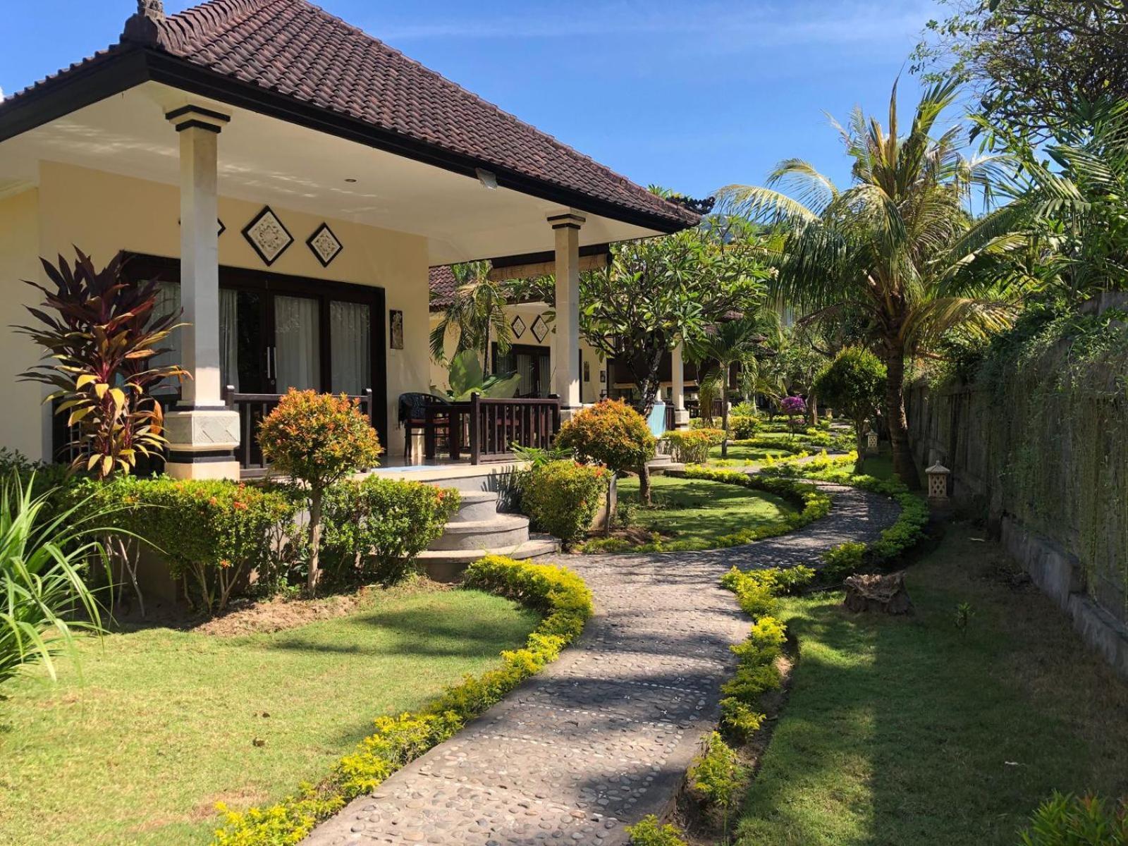 Bintang Beach Villa アメッド エクステリア 写真
