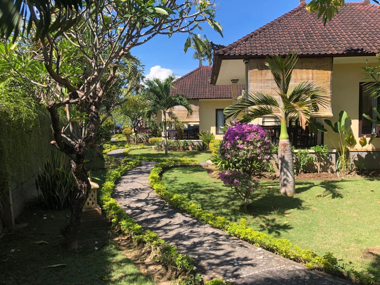 Bintang Beach Villa アメッド エクステリア 写真