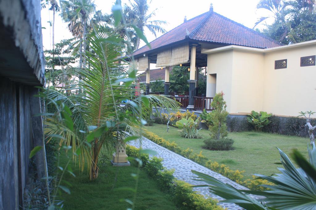Bintang Beach Villa アメッド エクステリア 写真