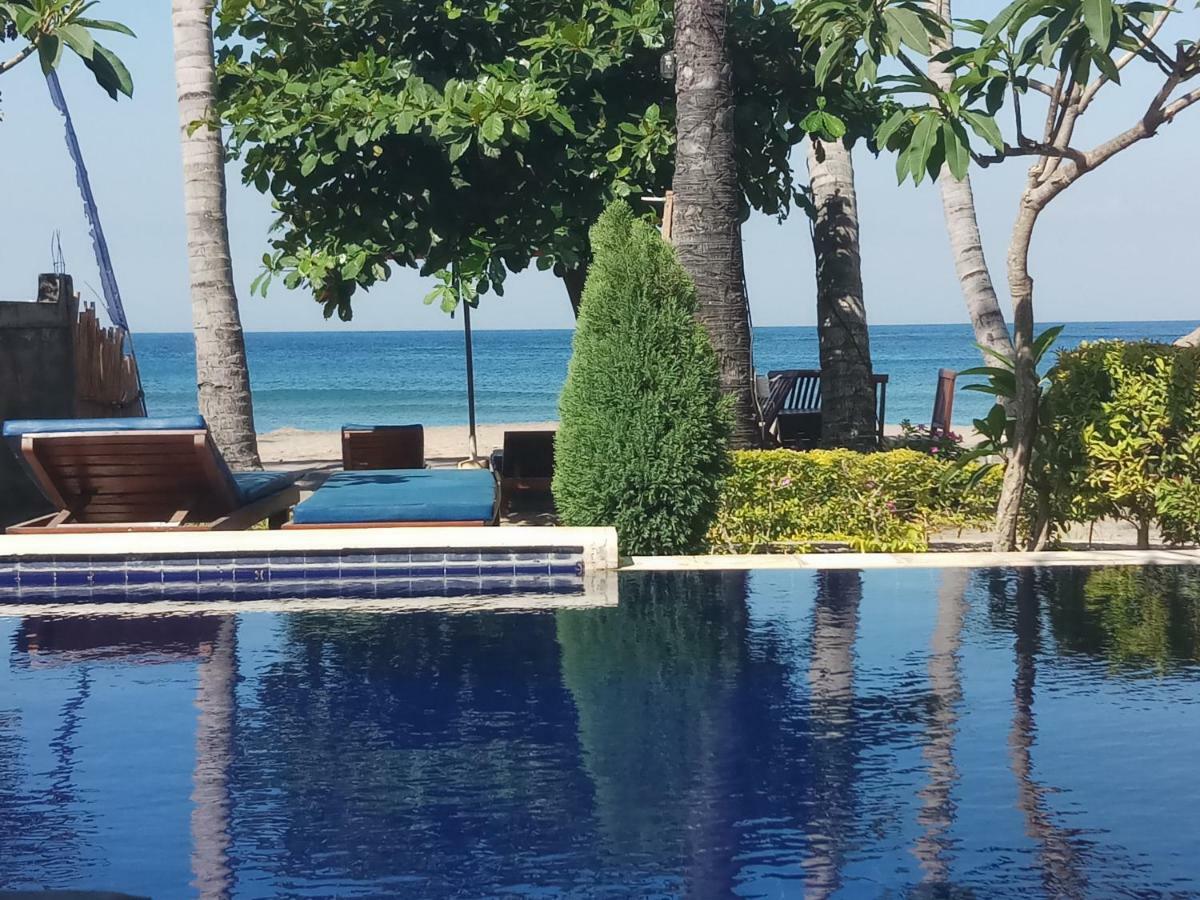 Bintang Beach Villa アメッド エクステリア 写真